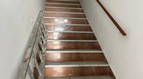 Edificio tres plantas en venta-El Cuervo de Sevilla