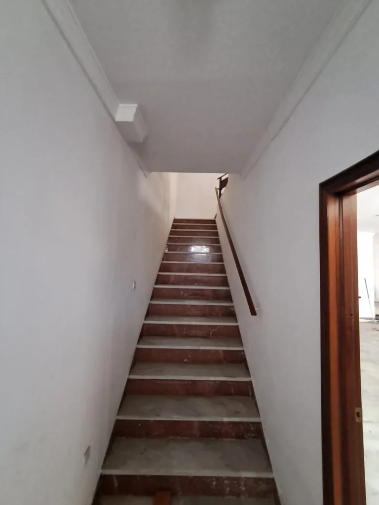 Edificio tres plantas en venta-El Cuervo de Sevilla