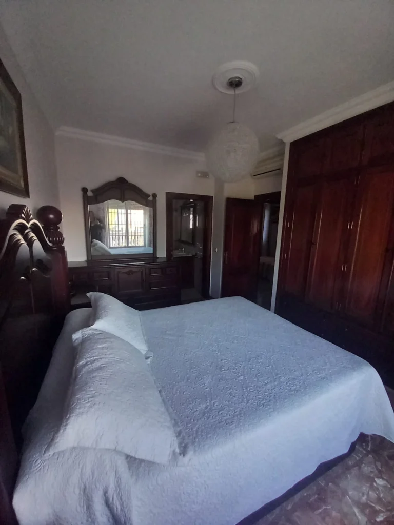 Piso en Fernado Camara en venta-El Cuervo