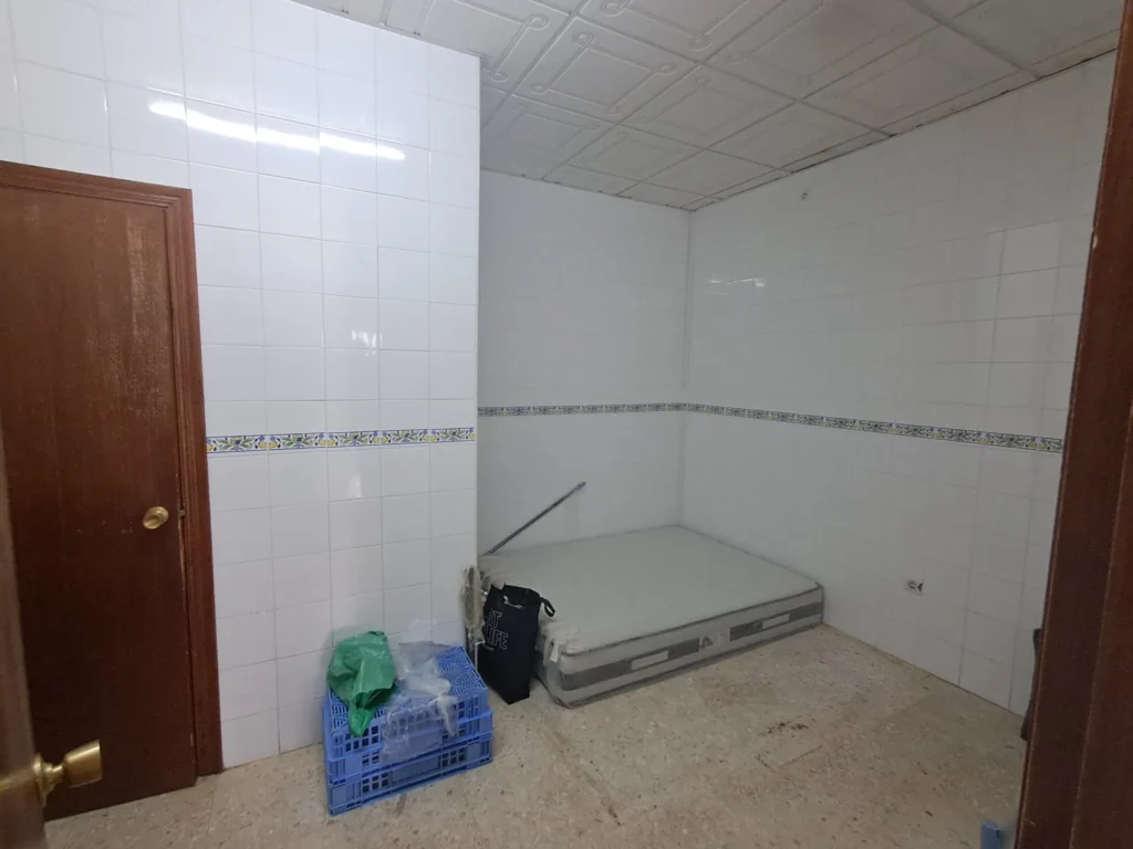 Local Comercial + Trastero en venta-El Cuervo