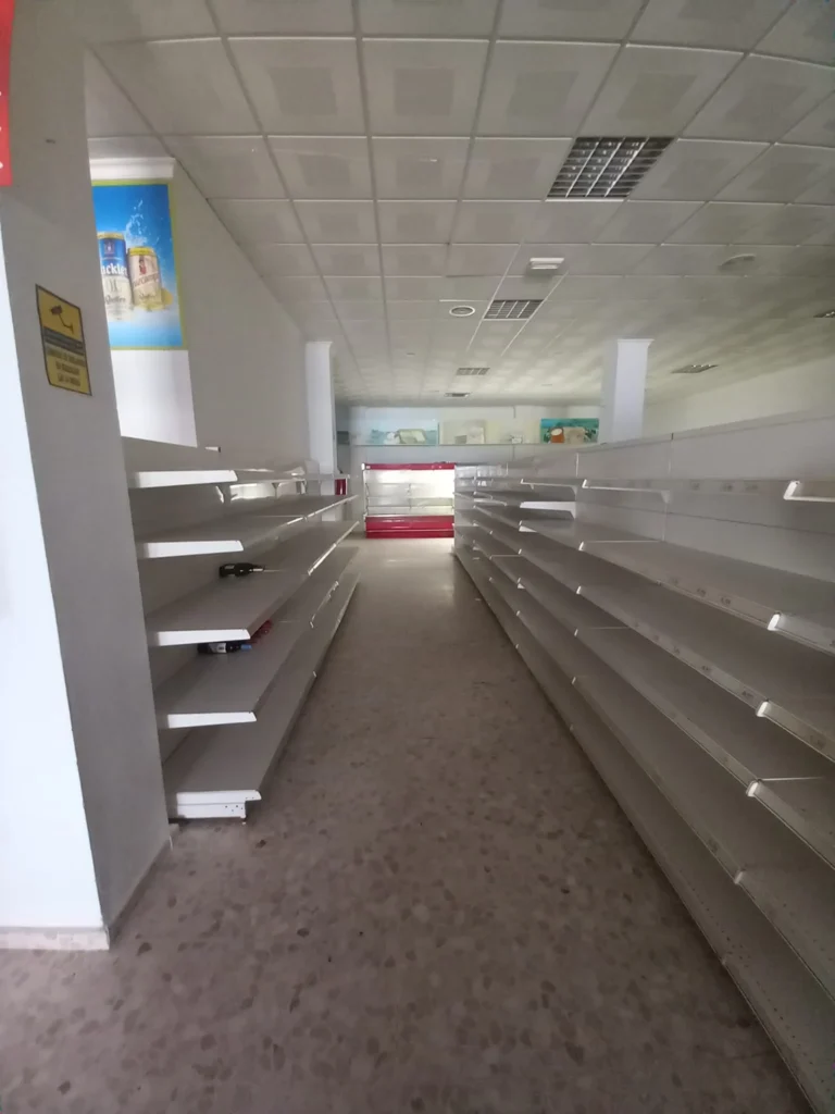 Local Comercial venta-El Cuervo de Sevilla