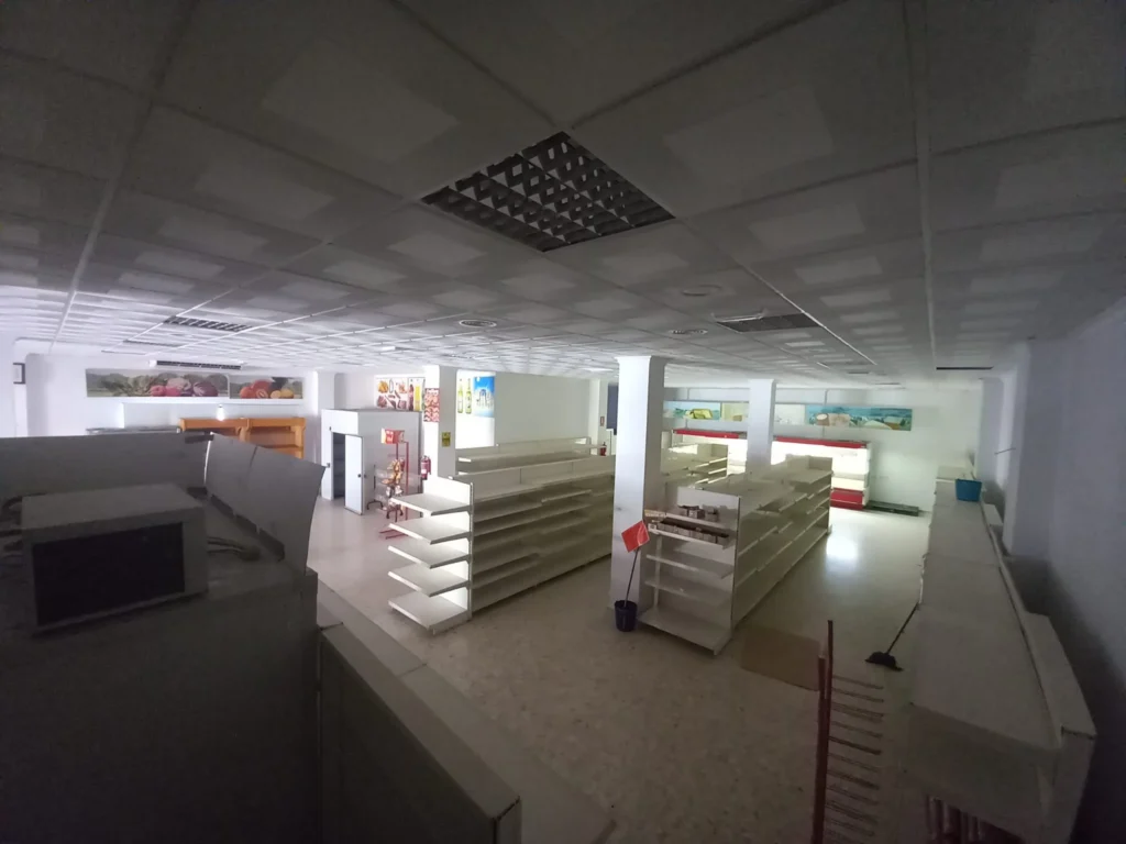 Local Comercial venta-El Cuervo de Sevilla
